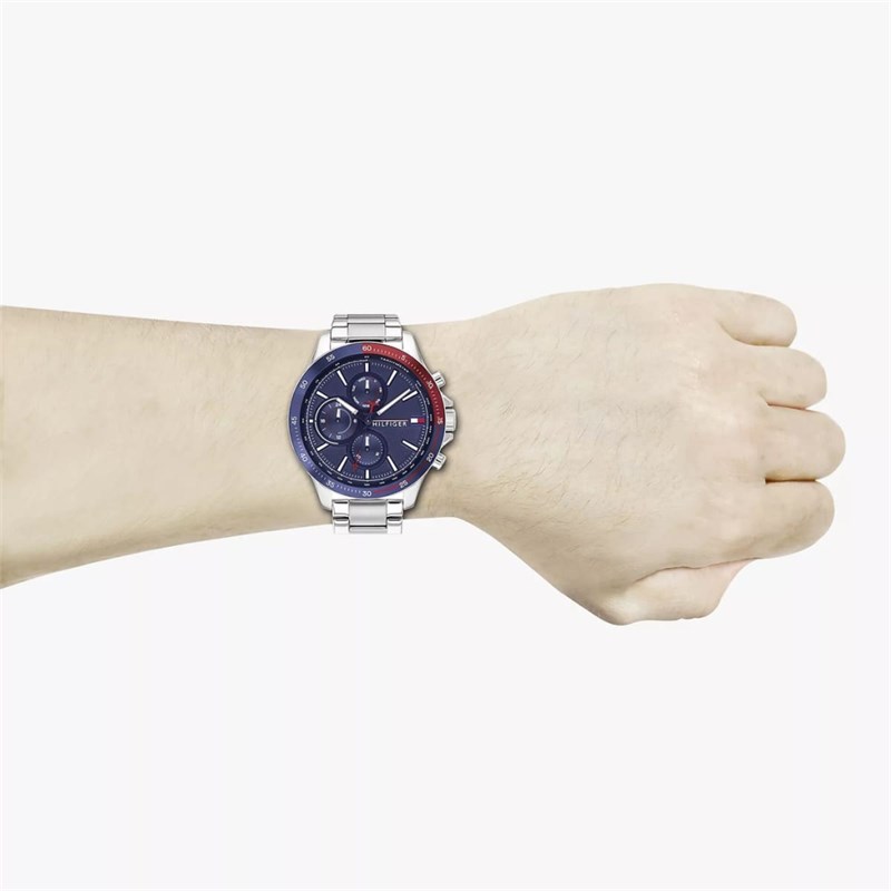 1791718hand.jpg