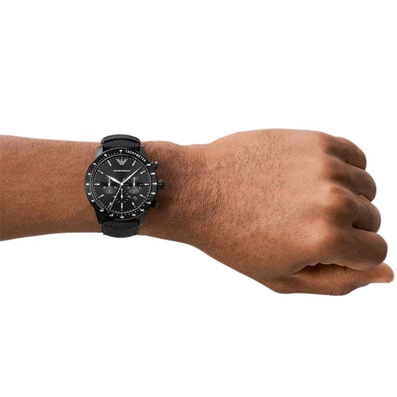 ar11453hand.jpg