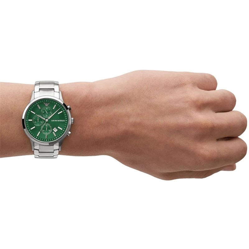ar11507hand13.jpg